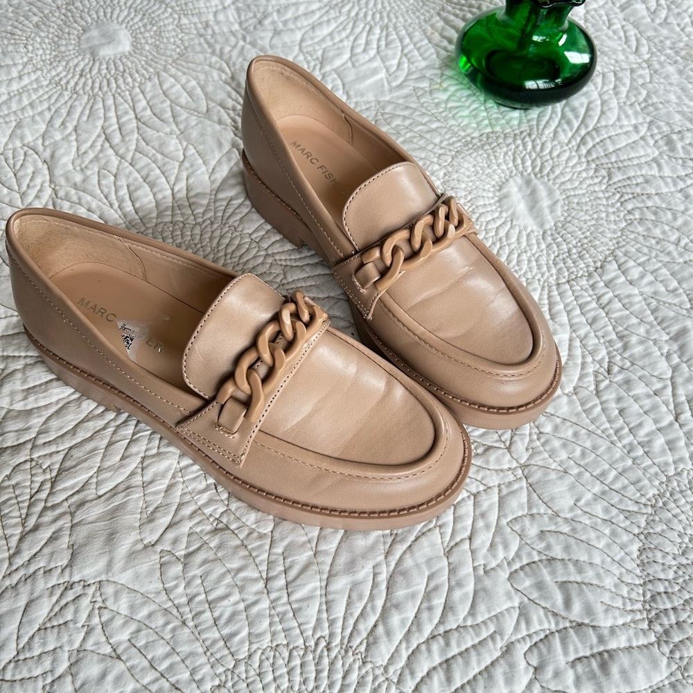 Marc Fisher Women's Beige Chain Loafers - Picture 2 of 8